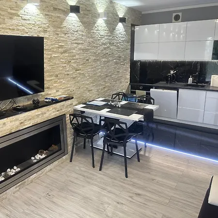 Apartment Seaside Polanki - Summer Outdoor Swimming Pool, Saunas, Two Playgrounds For Children, Gym, Individual Garage Included In The Price, Street Klonowa 17d Kolberg